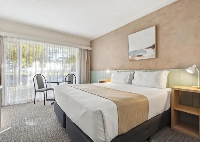 Econo Lodge Dockside Glenelg Adelaide